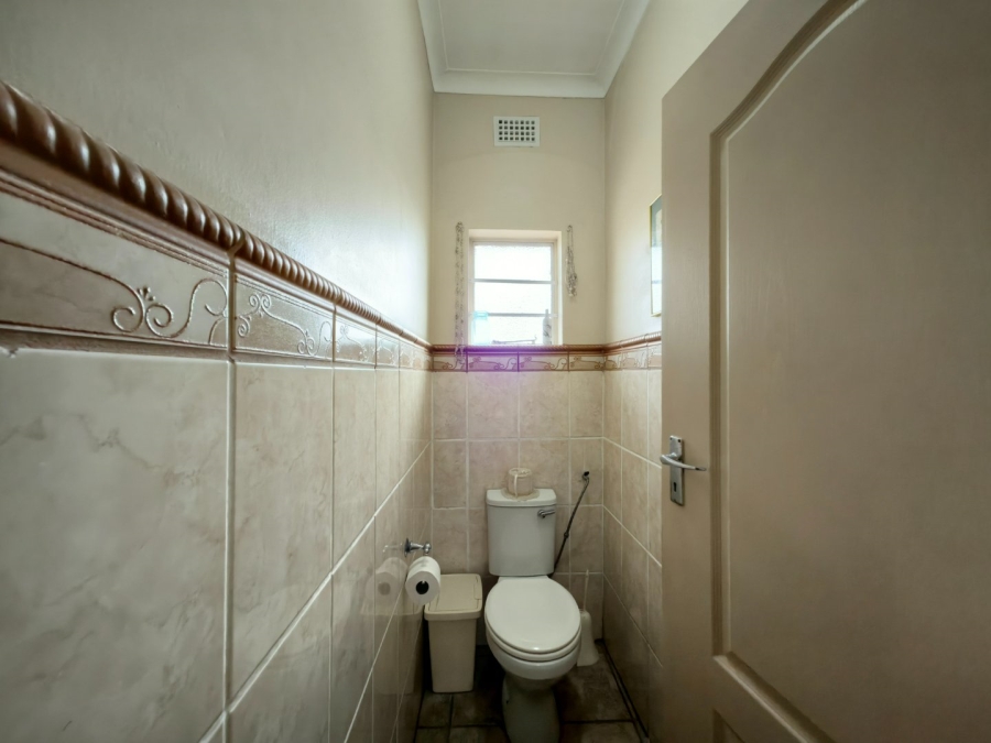 3 Bedroom Property for Sale in Fraaiuitsig Western Cape